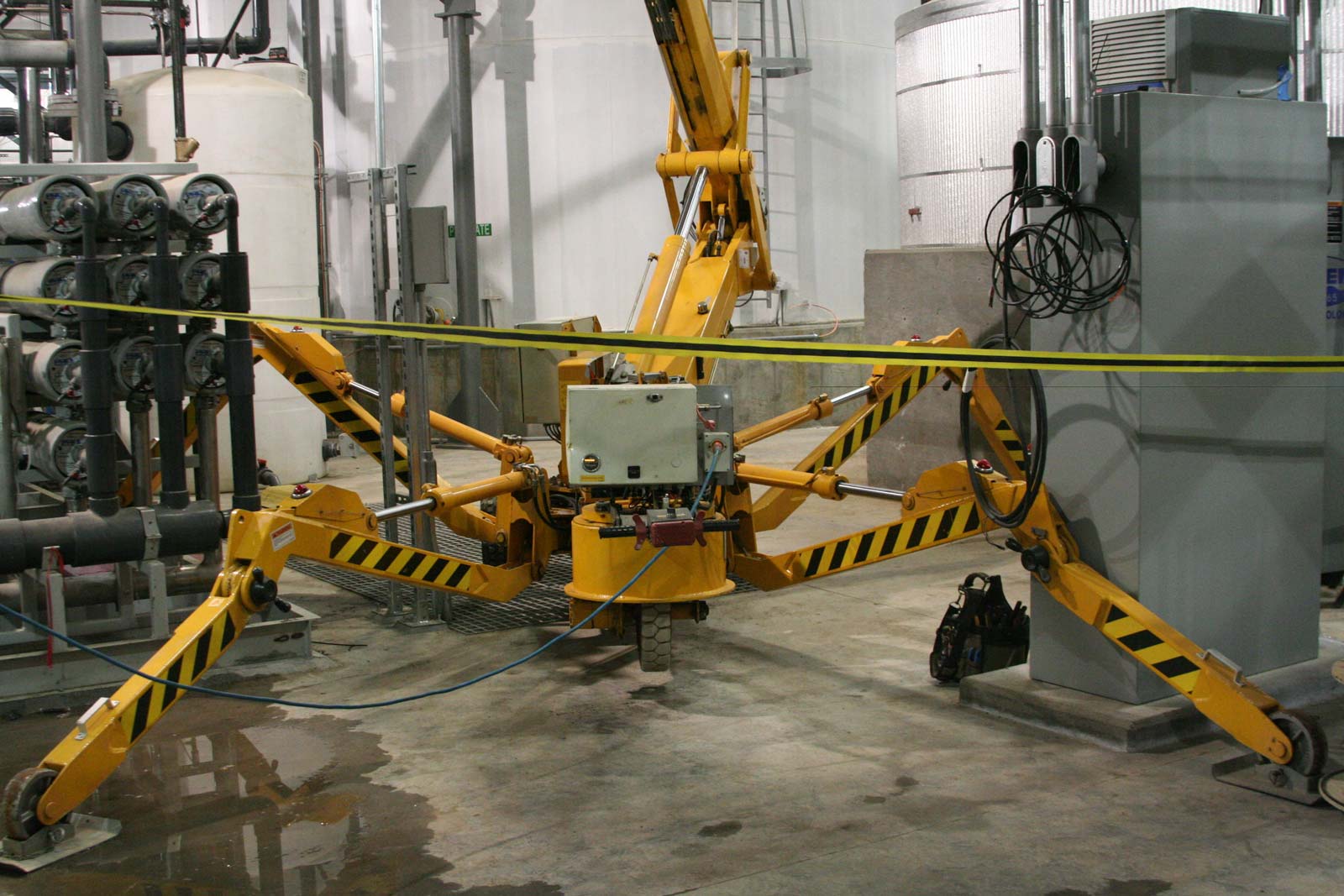 Read more about the article What Do You Get With a Spider Lifts Rental?